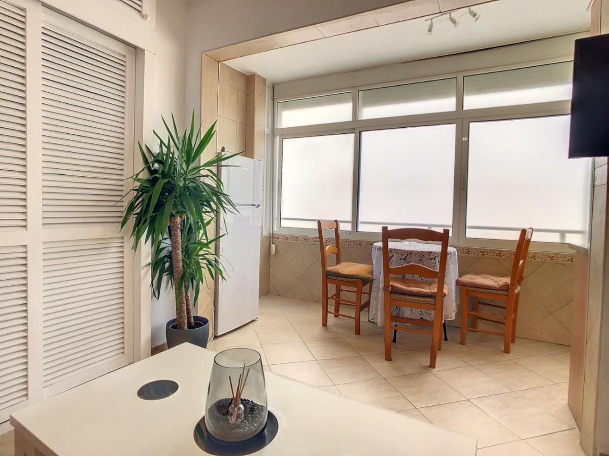 Urban&Vacay! Suite - Torremolinos City Centre Kültér fotó