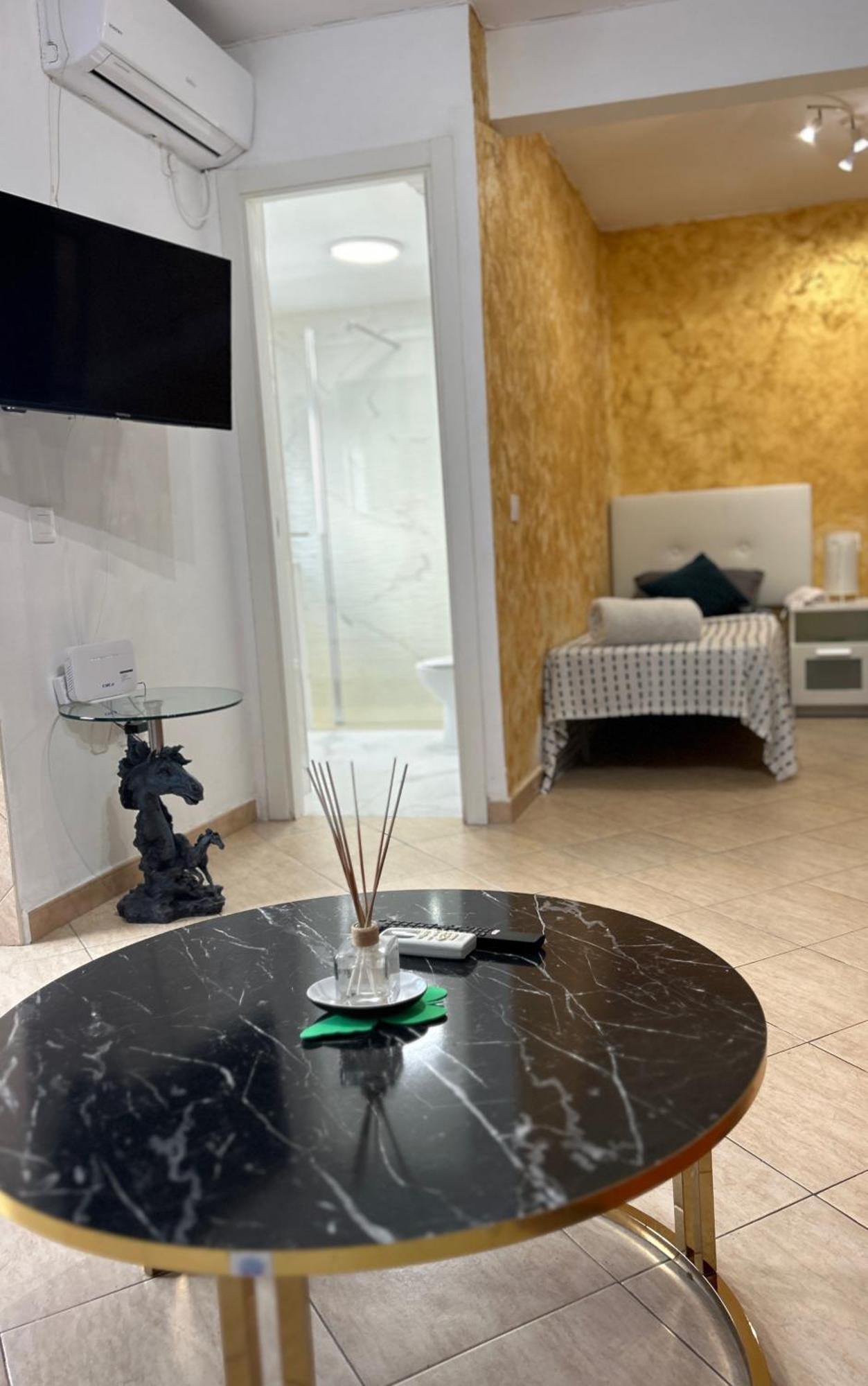 Urban&Vacay! Suite - Torremolinos City Centre Kültér fotó
